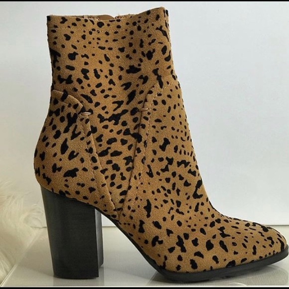 💥HP💥🆕Gibson & Latimer Lessonii Leopard Booties - Picture 5 of 9